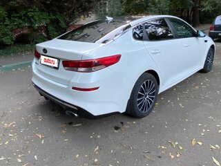 2018 Kia Optima IV Рестайлинг, белый, 1100000 рублей, вид 5