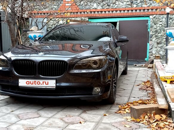 2010 BMW 7 серии 750Li xDrive V (F01/F02/F04), серый - вид 13