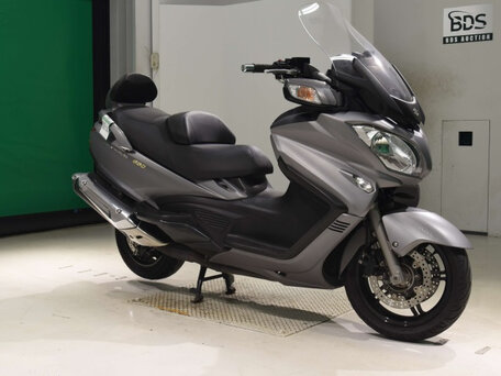 2013 Suzuki Burgman (SkyWave) 650, серебристый, 560000 рублей, вид 3