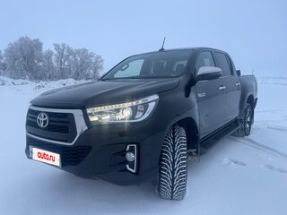 2018 Toyota Hilux VIII, чёрный, 3950000 рублей, вид 2