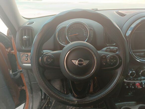 2017 Mini Countryman Cooper S II, коричневый, 2985000 рублей - вид 13