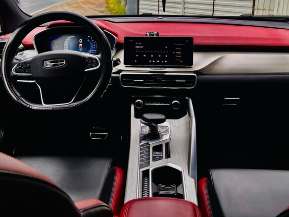 2023 Geely Coolray I, белый, 2345000 рублей - вид 8
