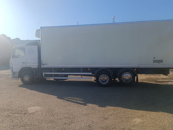 2012 Volvo FM, белый, 5000000 рублей - вид 5