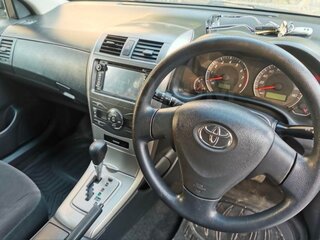 2010 Toyota Corolla Fielder X (E140, E150) Рестайлинг, серебристый, 1150000 рублей, вид 4