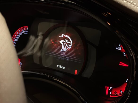 2023 Dodge Durango SRT III Рестайлинг 2, чёрный, 15000000 рублей - вид 3