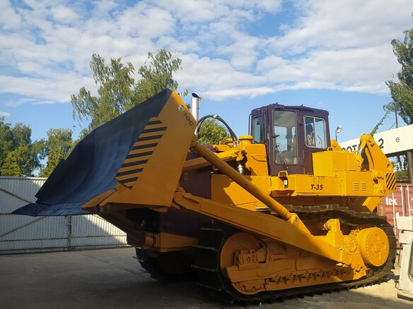 2006 ЧЕТРА Т-35, жёлтый