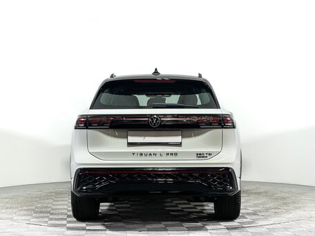 2026 Volkswagen Tiguan L Pro III (China Market), белый, 5050000 рублей, вид 4