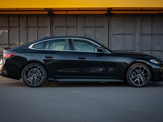 2023 BMW 4 серии Gran Coupe 430i xDrive G22, G23, G26, чёрный, 3500000 рублей, вид 4