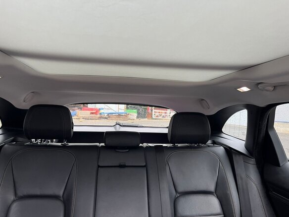 2017 Jaguar F-Pace I, серый, 2190000 рублей - вид 13