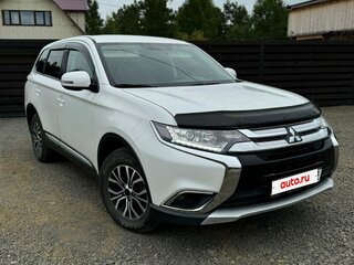 2018 Mitsubishi Outlander III Рестайлинг 2, белый, 1900000 рублей, вид 1