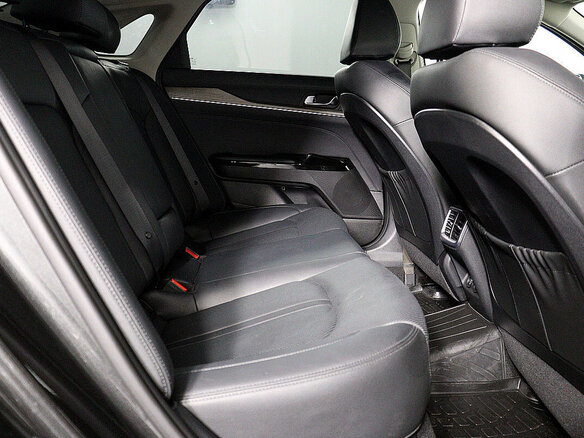 2021 Kia K5 III, серый - вид 8