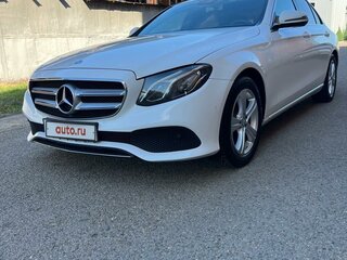2016 Mercedes-Benz E-Класс 200 V (W213, S213, C238), белый, 3300000 рублей, вид 1