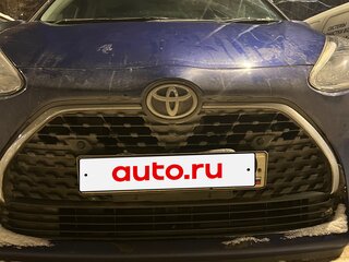 2021 Toyota Sienta II Рестайлинг, синий, 1600000 рублей, вид 3