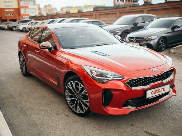 2019 Kia Stinger I, красный - вид 4