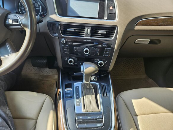 2013 Audi Q5 I (8R) Рестайлинг, бежевый, 1940000 рублей - вид 11
