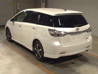 2015 Toyota Wish II Рестайлинг, белый, 1280000 рублей, вид 4