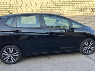2019 Honda Fit III Рестайлинг, чёрный, 1238551 рублей, вид 4