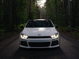 2013 Volkswagen Scirocco III, белый, 1500000 рублей, вид 4