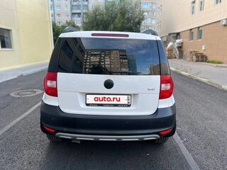 2014 Skoda Yeti I, белый, 699999 рублей, вид 3