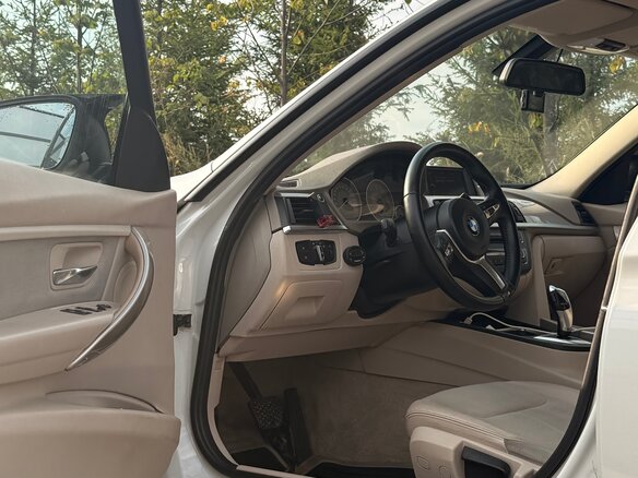 2012 BMW 3 серии 320d VI (F3x), белый, 1535000 рублей - вид 4