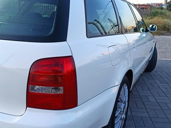 1998 Audi A4 I (B5), белый, 1250000 рублей - вид 25