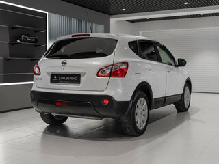 2013 Nissan Qashqai I Рестайлинг, белый, 995000 рублей, вид 5