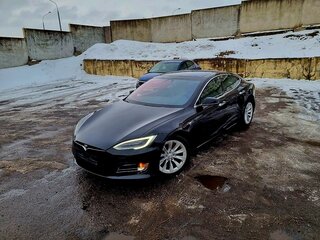 2017 Tesla Model S 90D I Рестайлинг, чёрный, 3150000 рублей, вид 2