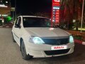 2014 Renault Logan I Рестайлинг, белый, 325000 рублей - вид 2