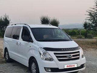 2016 Hyundai Grand Starex I Рестайлинг, белый, 1890000 рублей, вид 2