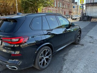 2021 BMW X5 30d IV (G05/G18), чёрный, 9550000 рублей, вид 3