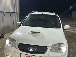 2013 Chevrolet Niva I Рестайлинг, белый, 600000 рублей, вид 1