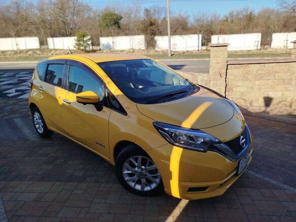 2019 Nissan Note e-Power II Рестайлинг, жёлтый, 1390000 рублей