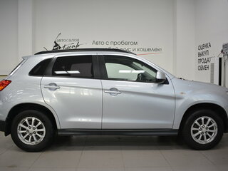 2011 Mitsubishi ASX I, серебристый, 1045000 рублей, вид 3