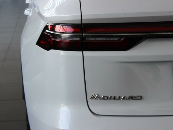 2026 Geely Monjaro I, белый, 4954990 рублей - вид 9