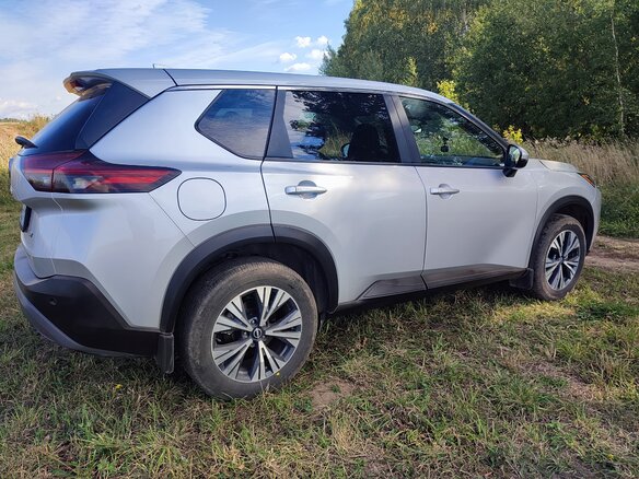 2022 Nissan Rogue III, серебристый, 2649000 рублей - вид 32