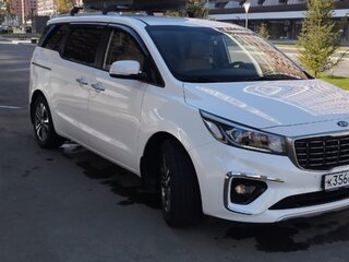 2018 Kia Carnival III, белый, 2400000 рублей, вид 1