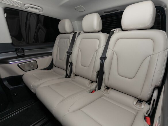 2024 Mercedes-Benz V-Класс 300 d длинный III (W447) Рестайлинг 2, чёрный - вид 12