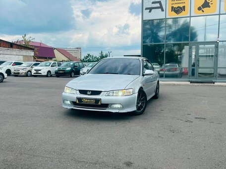 Honda Accord VI