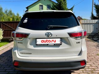 2014 Toyota Highlander III (XU50), белый, 2700000 рублей, вид 2