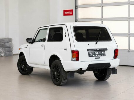 2011 Lada (ВАЗ) 2121 (4x4) I Рестайлинг, белый, 500000 рублей, вид 4