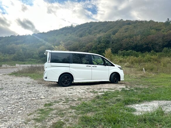 2020 Honda Stepwgn Spada V Рестайлинг, белый, 2599000 рублей - вид 13