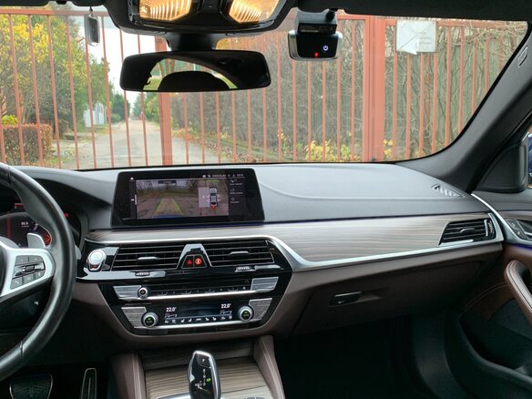 2020 BMW 5 серии 520d xDrive VII (G30/G31/G38), синий, 5200000 рублей - вид 9