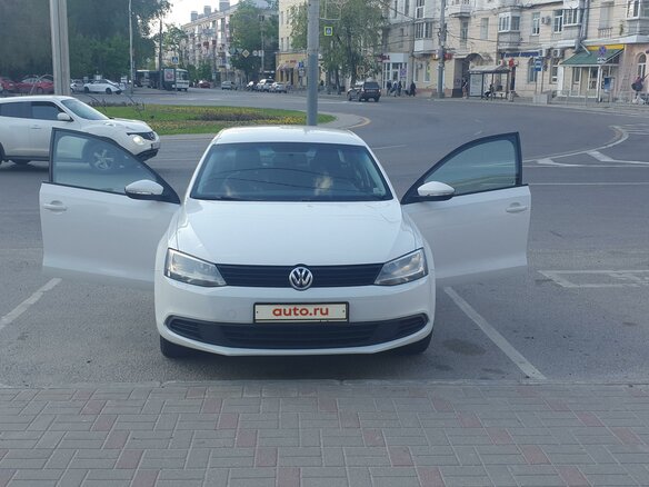2014 Volkswagen Jetta VI, белый, 1600000 рублей - вид 2