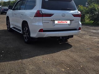 2017 Lexus LX 570 III Рестайлинг 2, белый, 7900000 рублей, вид 5