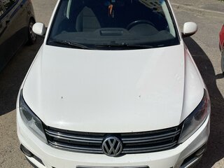 2012 Volkswagen Tiguan I Рестайлинг, белый, 1200000 рублей, вид 1