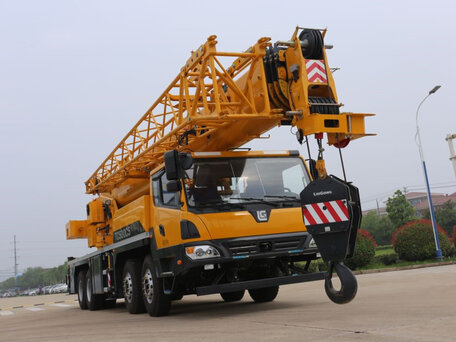 2026 LiuGong LTC550C5L, жёлтый, 22700000 рублей, вид 2
