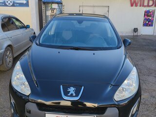 2012 Peugeot 308 I Рестайлинг, чёрный, 500000 рублей, вид 3