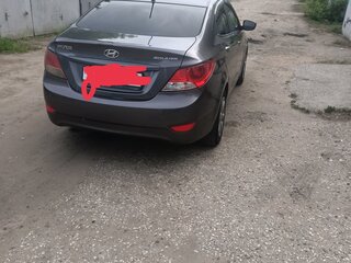 2012 Hyundai Solaris I, серый, 720000 рублей, вид 5