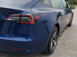 2022 Tesla Model 3 Standart Plus I, синий, 2313336 рублей, вид 5