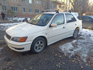 1999 Toyota Vista Ardeo V (V50) Рестайлинг, белый, 400000 рублей, вид 1